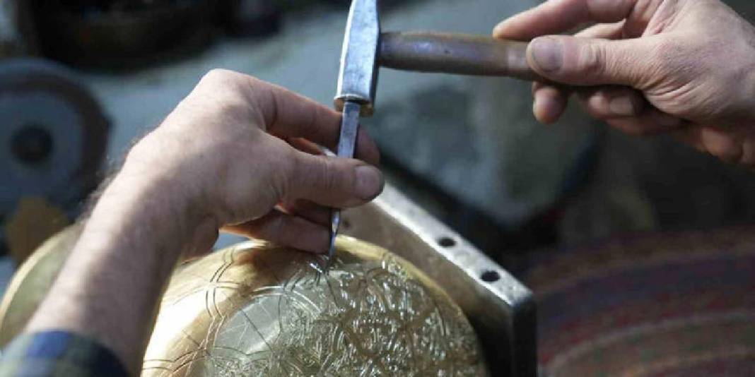 45 yıldır ustalıkla bu işi yapıyor! Onun elinden çıkıyor, tanesi 100.000 TL’ye satılıyor: Teknoloji bu işe uğramıyor 6